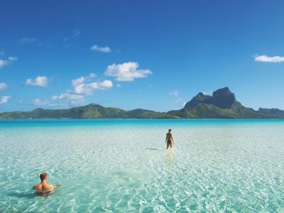 tahiti bora bora clear blue waters