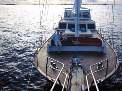 maldives shangri-la's villingili resort and spa sunset cruise